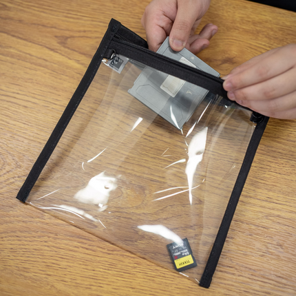 Linney Pouch - Dual-Compartment Transparent Organiser