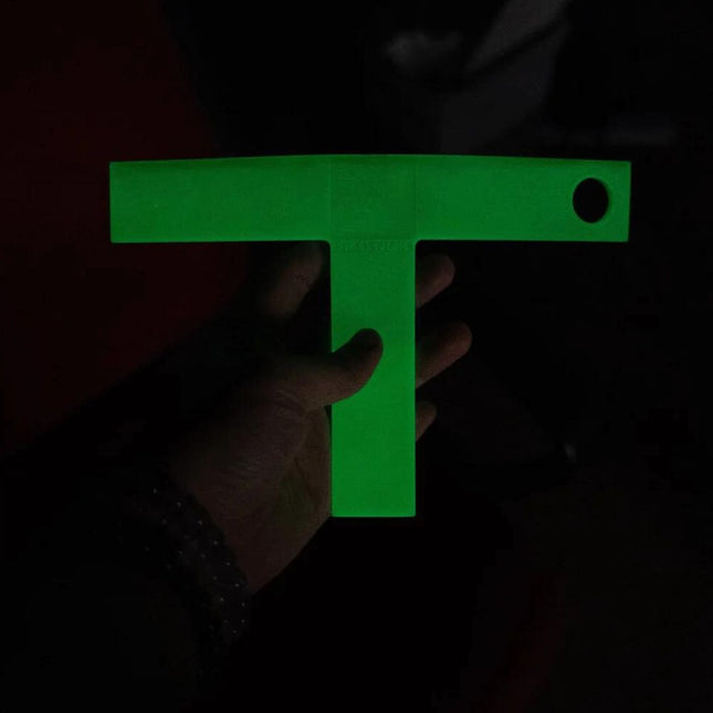 Glow in the dark T-Marker